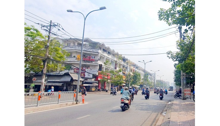 Mặt tiền Tạ Quang Bửu 4x20 đúc 5 tầng 293m2 chỉ 19 tỷ