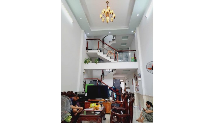 BÁN NHÀ 1/ HẺM XE TẢI THẠNH LỘC QUẬN 12 - 75M2 (4x19), 3 TẦNG, GẦN ĐẠI HỌC NGUYỄN TẤT THÀNH, NGÃ TƯ GA, GIÁP GÒ VẤP - GIÁ CHỈ 4.7 TỶ.