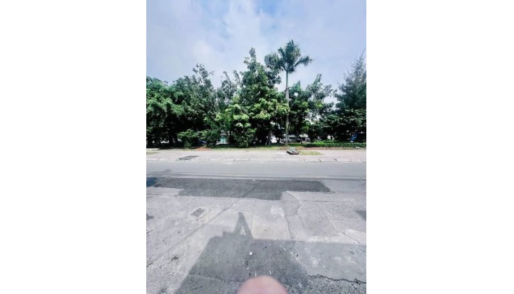 TÂY THẠNH - HXH  - SÁT MT - ĐỐI DIỆN CÔNG VIÊN - 2 TẦNG - 4.1❌12.7 CHỈ 4.1 TỶ
