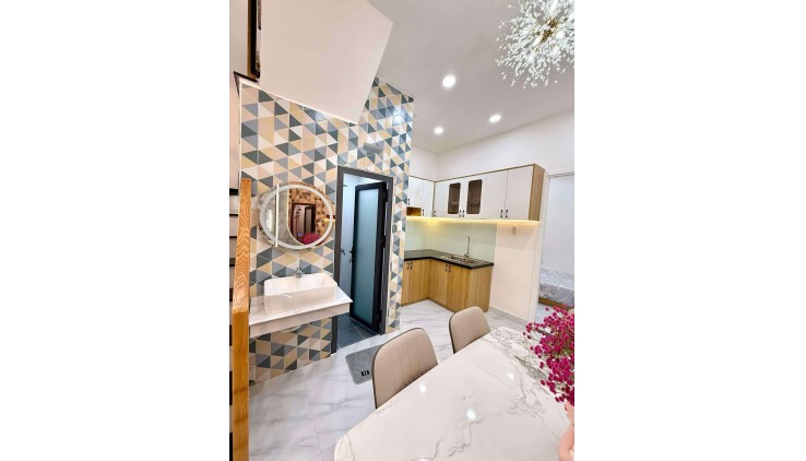 Nhà Đường Lý Thường Kiệt Phường 4 Quận Gò Vấp.