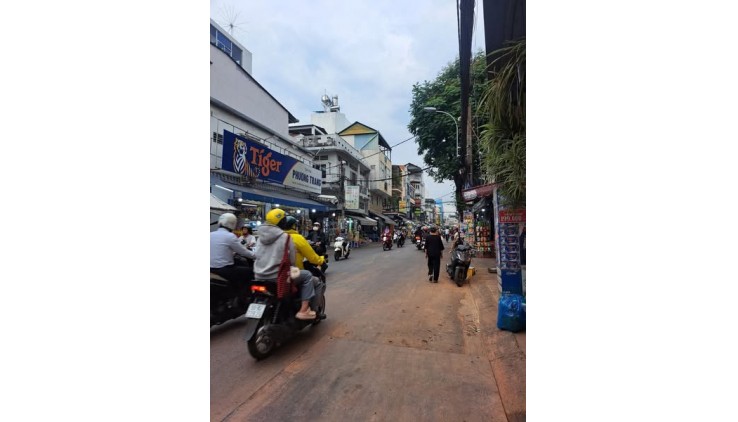 Nhà Mặt Tiền Đường Đồng Đen Phường 14 Quận Tân Bình.
