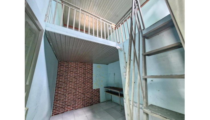 Bán nhà mặt phố Bưng Ông Thoàn, P. Phú Hữu, Q.9, 209m², 8.9 tỷ, 15PN, 16WC