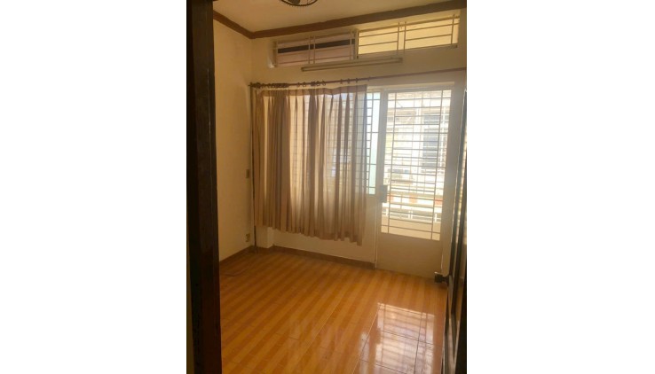BÁN GẤP GẤP- Nhà 4 Tầng Chính Chủ Âu Dương Lân  P3 , Q8
