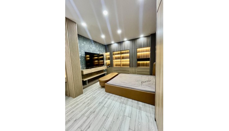 ***KHU VIP QUẬN 5 - NGUYỄN TRÃI 3 TẦNG- NHÀ ĐẸP Ở NGAY CHỈ 12TY TL