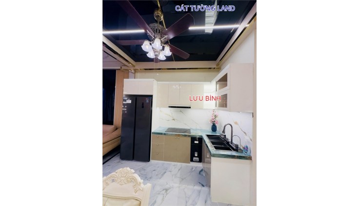 Nhà Cực Đẹp Ni Sư Huỳnh Liên, Tân Bình. 5x11m, 3 Tầng, Tặng Nội Thất, chỉ 4.39 tỷ