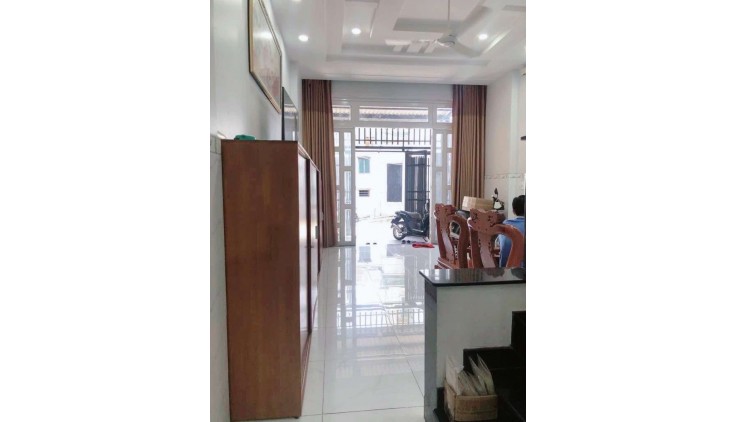 Bán nhà hxh sát mt Nguyễn Ảnh Thủ Q12 , 53m2-3tang , liền kề chợ Ngã 3 Bầu , 5 tỷ nhỉnh 0932030061