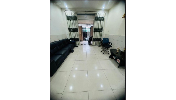 Mặt tiền Tân Quý, Q.Tân Phú, 2T Sân thượng 87 m2 gần chợ Tân Hương Chỉ 7 tỉ xx