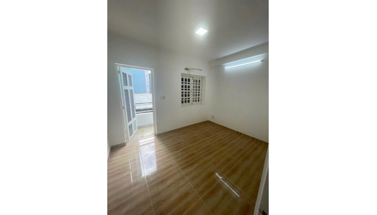 *+ BÁN NHÀ HẺM 5M NGANG 3.9M -4TẦNG -4 PN MỚI ĐẸP VÀO Ở NGAY KHU VIP NGUYỄN TRẢI Q5
