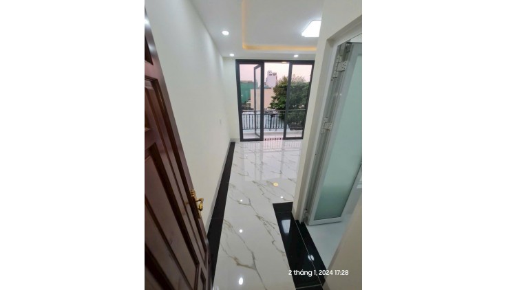 *Nhà bán đường Hoà Bình Phường 5, Quận 11, 5 Tầng-70m2 Ngang Hiếm 5.2mX13.5)10.7Tỷ TL