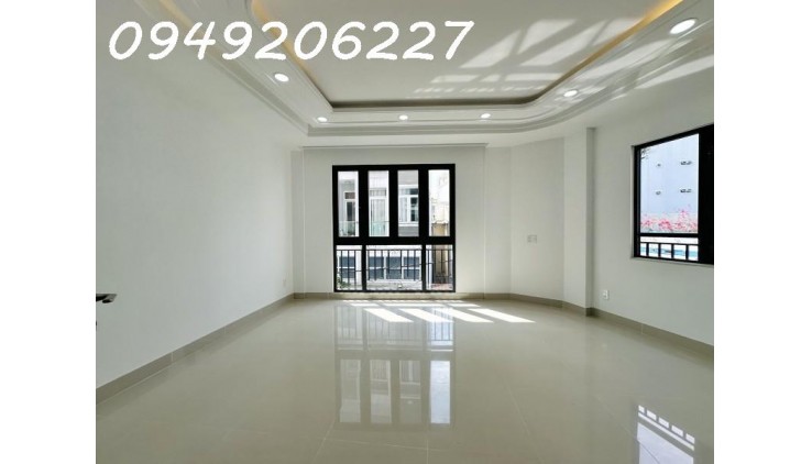 Xe Hơi Ngủ Trong Nhà Hoàng Hoa Thám Bình Thạnh DT 40m2, 4 Tầng Chỉ 7 Tỷ 9 Diện tích: 40m2, mặt tiền 5m.