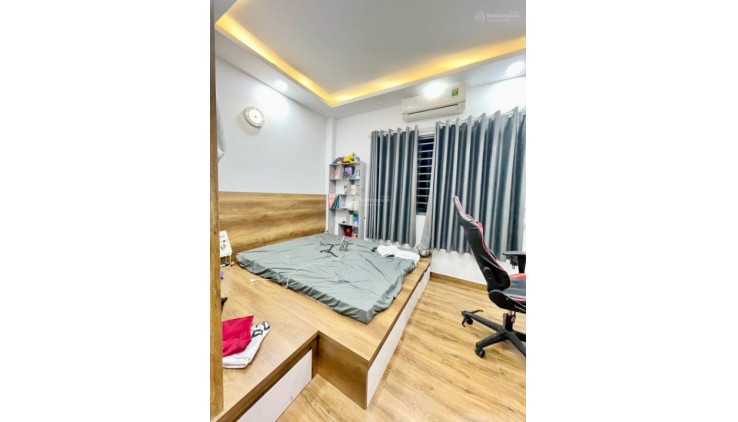 Cần tiền bán gấp nhà  HXH Lê Đình Thám, Q.TP 4x12.5m2 2T ST giá chỉ 5 tỷ