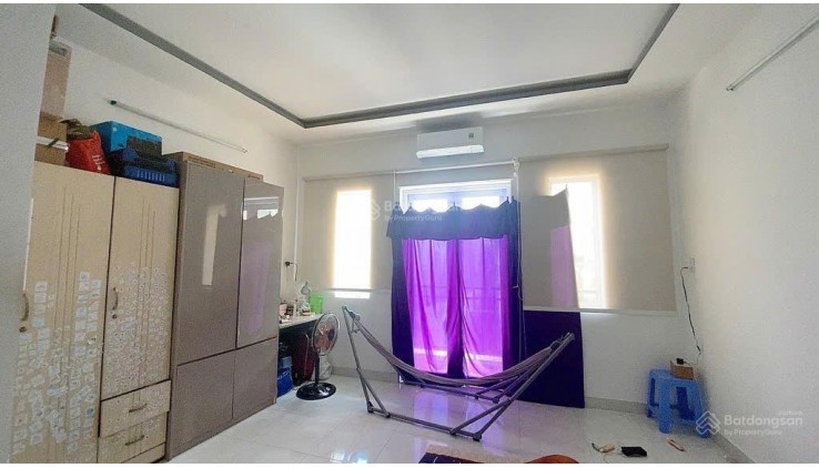 Bán nhà Quận 8 - gần Cầu Chà Và - 4 tầng - 95m2 - 6PN - chỉ nhỉnh 5 tỷ - không quy hoạch