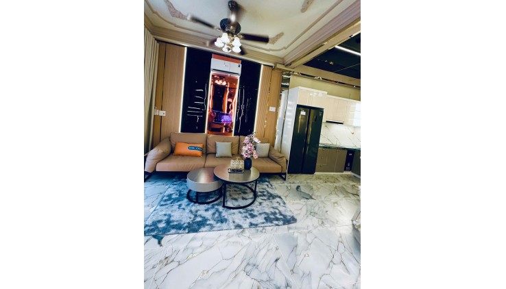 Bán nhà MT 1066 Trường Sa, Phường 12, Quận 3 DT 70m2