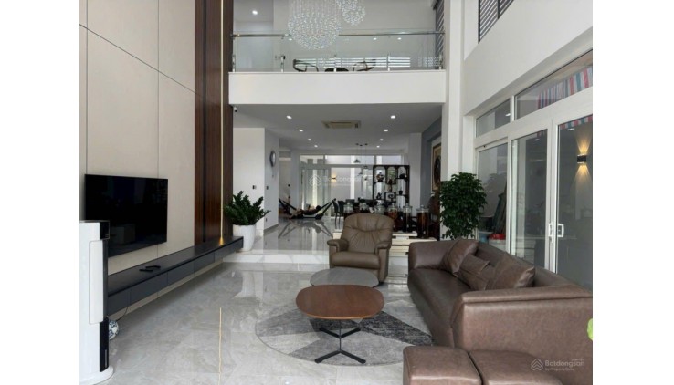 Bán biệt thự Làng Đại Học Phước Kiển Nhà Bè - nhà mới đẹp
