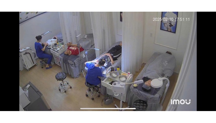 SANG NHANH SALON TÓC - NAIL CÓ GÁC Ở LẠI TẠI BÌNH TÂN