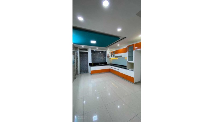 HXH Khuông Việt, Q.TPhú giáp Q.11, Đầm Sen 60m2 4T 5PN 6WC chỉ 6 tỉxx