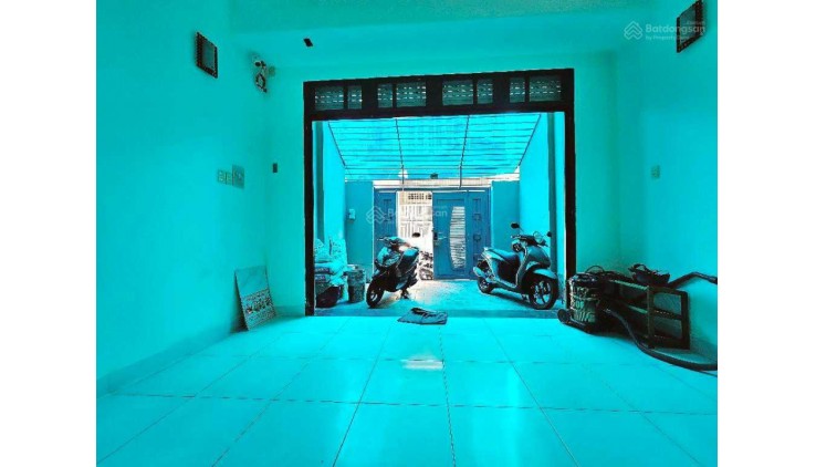 Nhà 4 tầng - 86m2 - trung tâmt Quận 10 - dòng tiền 60tr/tháng - ngay vòng xoay Dân Chủ