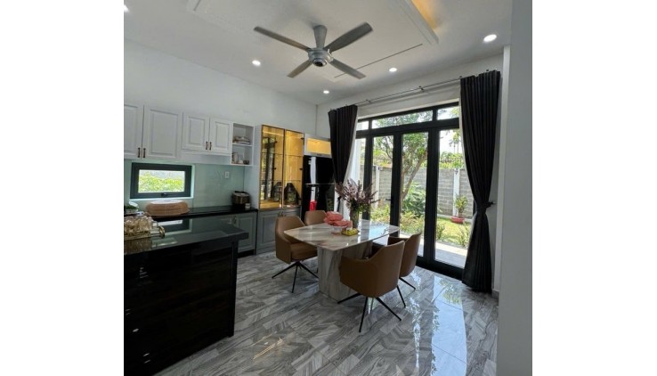 Biệt Thự 878m2 có 20 tỷ Bùi Công Trừng Nhị Bình Hóc Môn Hồ Chí Minh