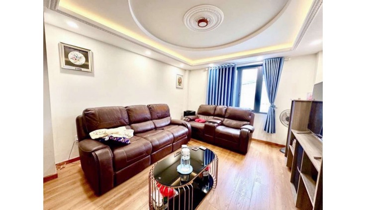Bán nhà 55m2-5tang Lê Thị Riêng , đường 8m , liền kề UBND Q12 , 6 tỷ 0932030061