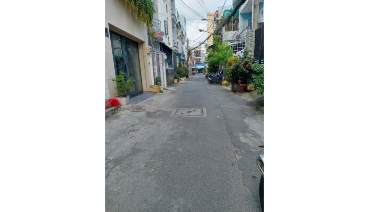 HXH Nguyễn Quý Anh P.TSNhì, Q.T.Phú. 4,5x20m2. gần CV, trường giá 6 tỷ...