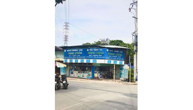 Sang nhượng nhà thuốc tại 37 đường 904 P. Hiệp Phú, Quận 9.