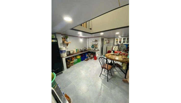 NHÀ ĐẸP LÒ GỐM GẦN HẬU GIANG QUẬN 6, 2 TẦNG DIỆN TÍCH 4,1 X 21M CHỈ 5.x Tỷ