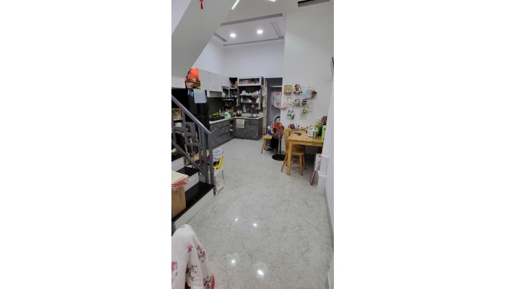 Bán nhà riêng 40m2 Nguyễn Duy 2 tầng phường 9 quận 8 chỉ  nhỉnh 4 tỷ