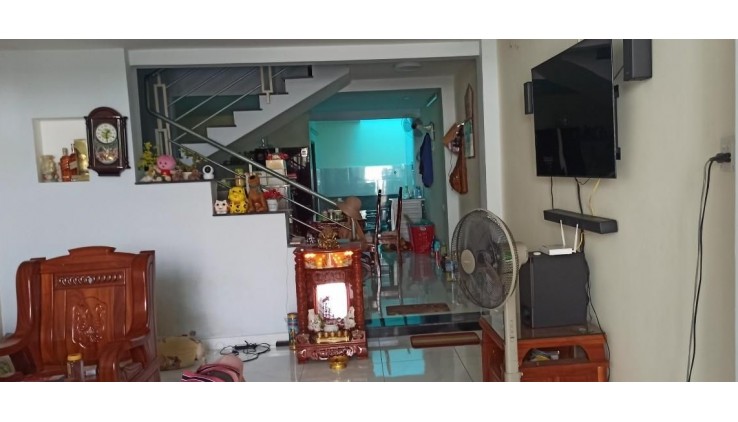 Bán nhà 83m2, 4PN, 2WC, 4.4 tỷ, Bình Trị Đông B, Bình Tân