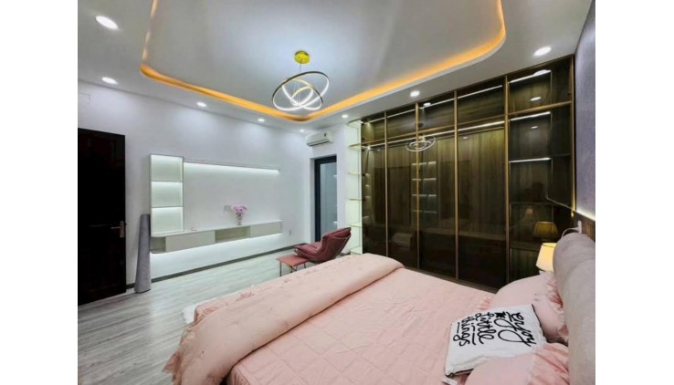 **Bán nhà ngay Âu Cơ, phường 9 Tân Bình; (4*19) - 3 tầng nhà đẹp