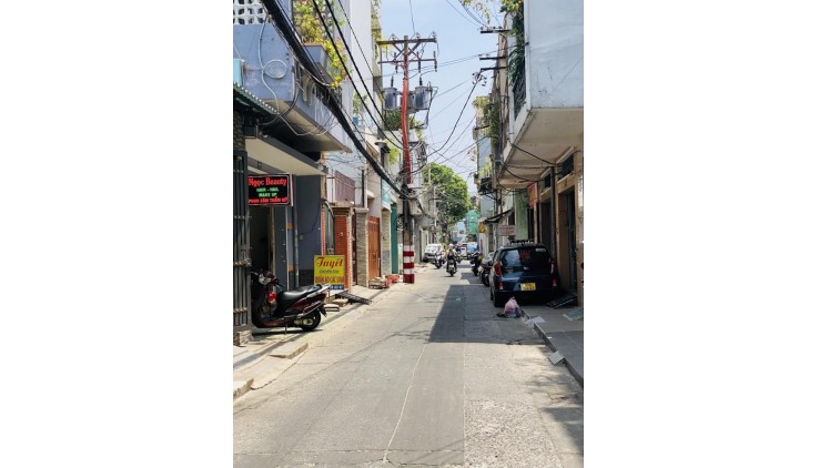 **Bán nhà đường Đồng Xoài**, phường 13, Tân Bình; 6,1x30 - khu Etown