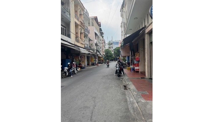 **Bán nhà đường Hoàng Hoa Thám, phường 13, Tân Bình, 4x12 - nhà mới