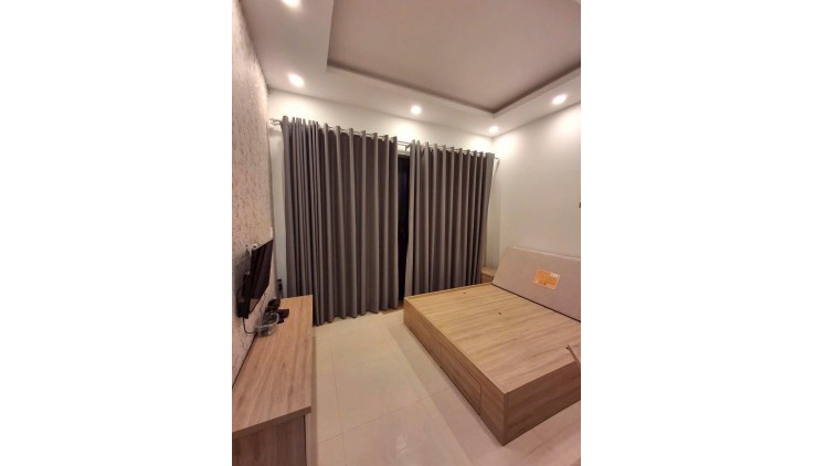 **Bán nhà hẻm Phạm Văn Hai, phường 5, Tân Bình; 4x20 -  400tr/năm