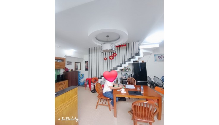 Xe ngủ trong nhà Quang Trung, P10, Gò Vấp,  93m2, 4 tầng, 4PN, ở ngay