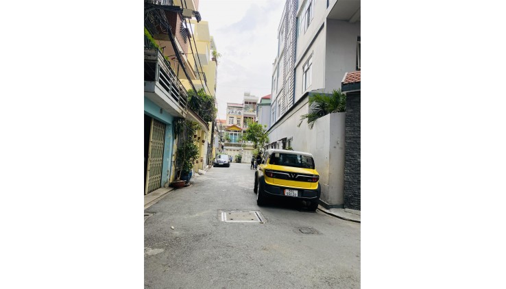 **Bán nhà HXT Phạm Văn Hai, phường 3, Tân Bình; (8,5*13) - nở hậu đẹp