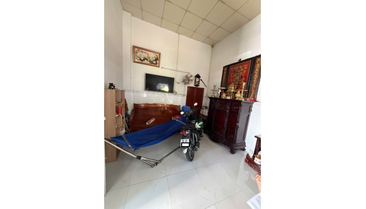 Bán nhà Cn 60m2, Hẻm xe tải Đường Lũy Bán Bích, Tân Phú