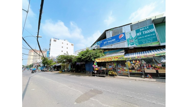 Bán nhà mặt tiền KD ngay sát  Hương lộ 2, Bình Trị Đông, Bình Tân, 1886m2, 3 tầng.