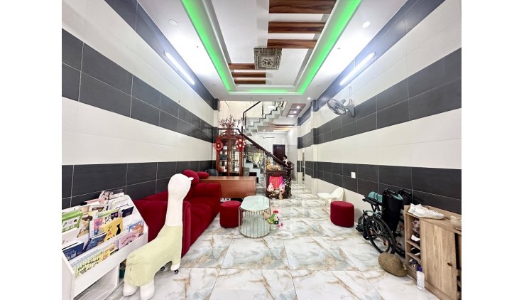Bán nhà mặt tiền kinh doanh Kênh 19.5B, Tây Thạnh, Tân Phú, 100m2, 3 tầng