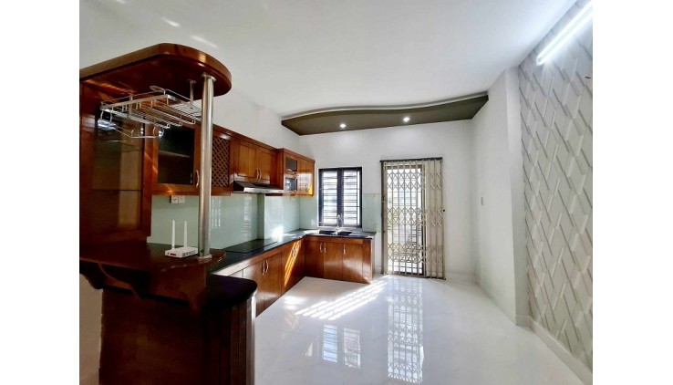 Bán nhà mặt tiền KD Nguyễn Hữu Dật, Tây Thạnh, Tân Phú, 60m2, 4 tầng, chỉ hơn 8 tỷ.