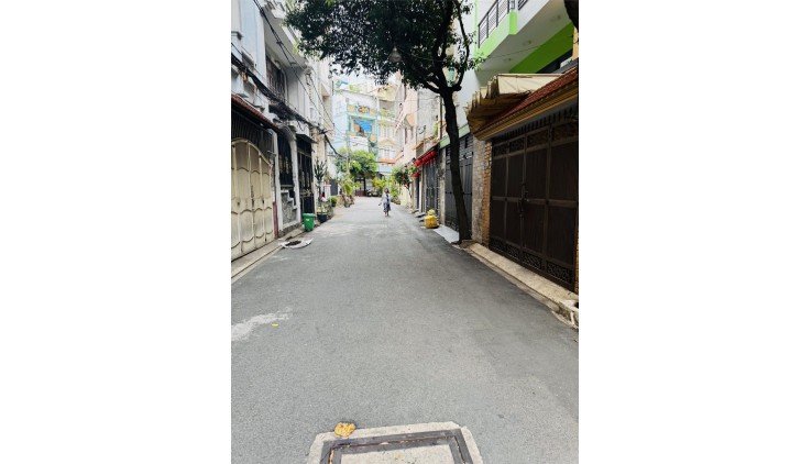 **Bán nhà phường 6, Tân Bình, HXH đường Đất Thánh; (6*8); nhà 5 tầng