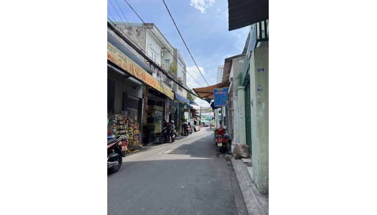 Bán nhà DT đất 50m2, Hẻm xe tải Đường Thoại Ngọc Hầu, Q. Tân Phú