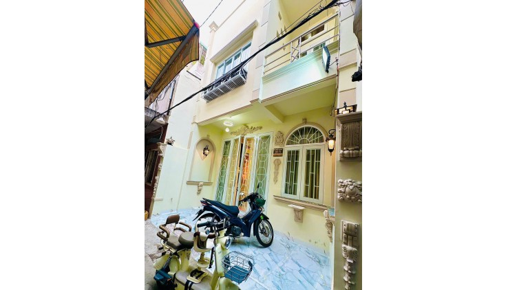 Nhà Ni Sư Huỳnh Liên, P. 10 Q. Tân Bình DT 5x11m DTS 43,8m2 3Tầng, nhỉnh 4 tỷ