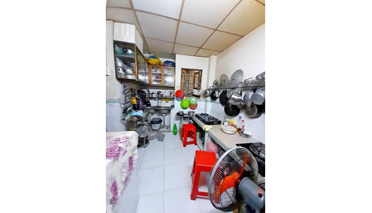 Mặt tiền Phạm Thế Hiển 4.5x20 chỉ 14 tỷ