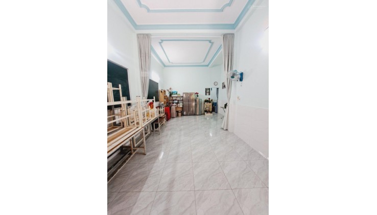 HXH vào nhà Nguyễn Cửu Đàm 60m2 Tân Sơn Nhì giáp Nguyễn Quý Anh, chỉ 6 tỉx