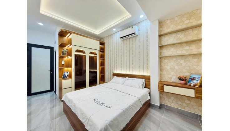 Nhanh tay còn kịp ae ơi,Nhà cực đẹp, Chỉ 4.45 Tỏi.