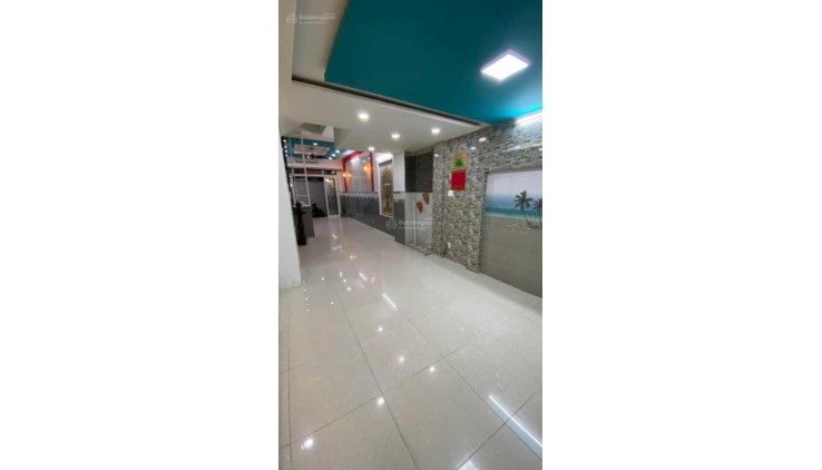 HXH Khuông Việt, Q.TPhú giáp Q.11, Đầm Sen 60m2 4T 5PN 6WC chỉ 6 tỉxx