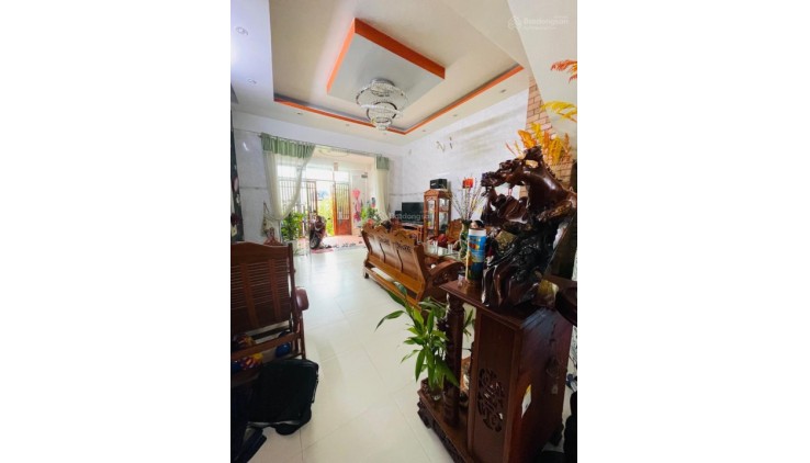 Mặt tiền 4 tầng 88m2 Quận 8  đường 20m  ngang 5m bề thế, xe hơi ngủ trong nhà, nhỉnh 8 tỷ