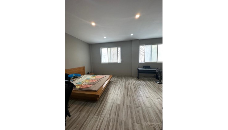 Mặt tiền 4 tầng 160m2 ngang 8m - đường 20m Cao Lỗ Quận 8 ngay AEON - chỉ 2x tỷ