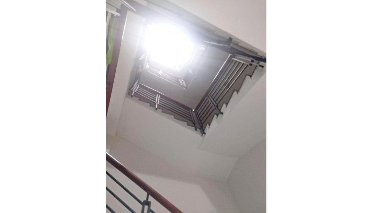 Mặt tiền hẻm chợ Rạch Ông 4x16 nở hậu chỉ 12 tỷ 5