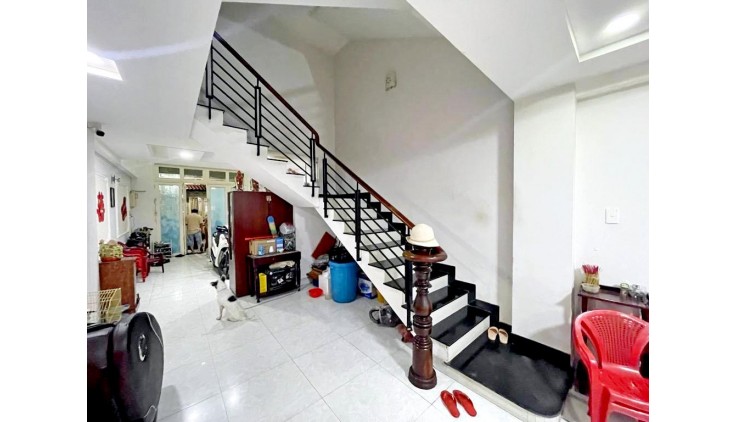 Mặt tiền hẻm chợ Rạch Ông 4x16 nở hậu chỉ 12 tỷ 5