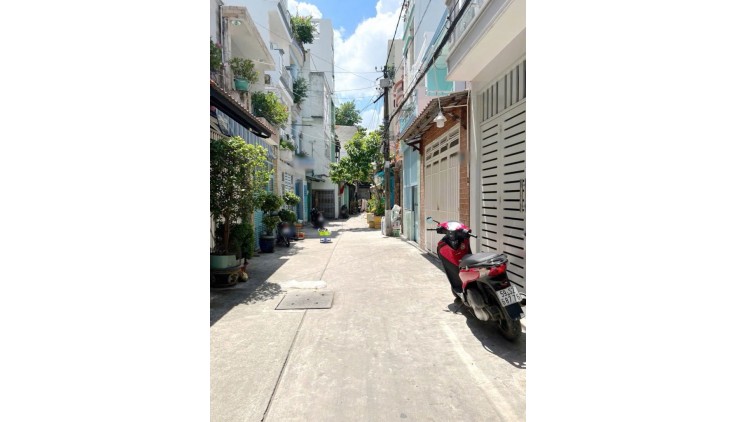 NHÀ 3 TẦNG AU DUONG LAN - 42M2 - 5.85 TỶ - Ô TÔ ĐỖ CỬA - VỊ TRÍ ĐẮC ĐỊA